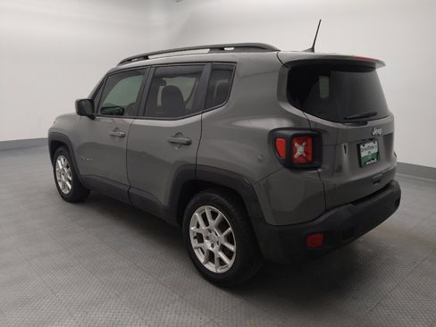 Used 2020 Jeep Renegade Latitude w/ Popular Equipment Group FWD image 5