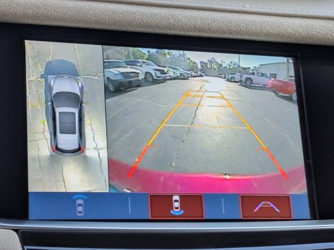 Certified 2018 Cadillac XT5 Platinum w/ Driver Assist Package image 32