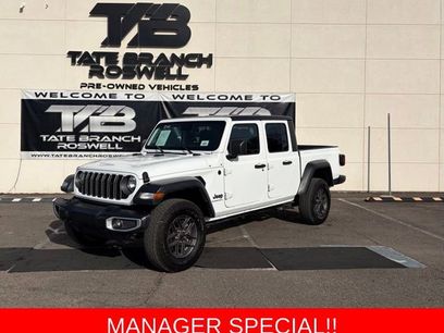 Used 2025 Jeep Gladiator Sport
