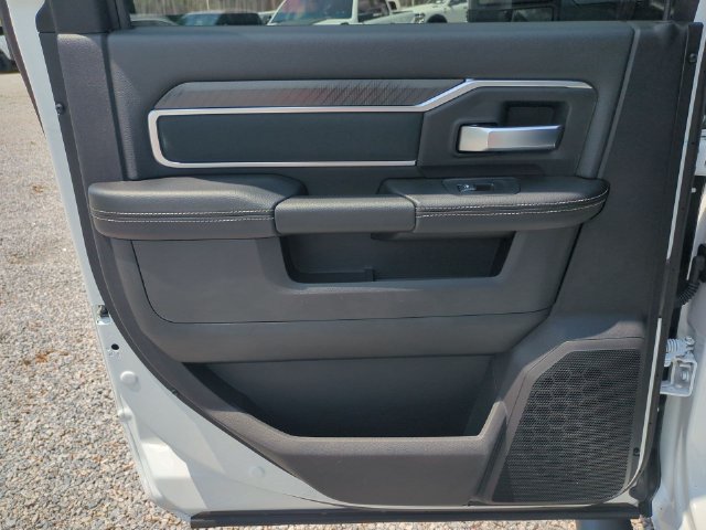 New 2026 RAM 3500 Big Horn AWD/4WD image 28
