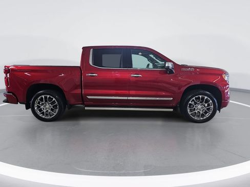 Used 2026 Chevrolet Silverado 1500 High Country AWD/4WD image 2