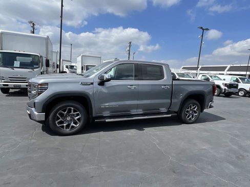 New 2026 GMC Sierra 1500 SLT w/ SLT Premium Package image 8