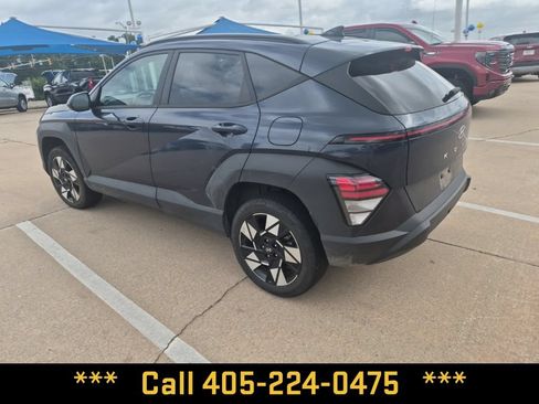 Used 2024 Hyundai Kona SEL AWD/4WD image 6