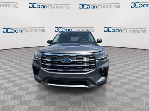 New 2026 Ford Explorer Active w/ Active Comfort Package AWD/4WD image 3