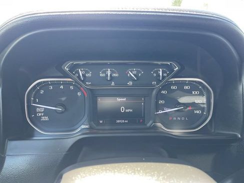 Used 2019 GMC Sierra 1500 SLE w/ SLE Value Package RWD image 11