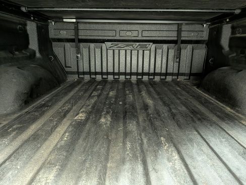 Used 2019 Chevrolet Colorado ZR2 w/ Colorado ZR2 Bison Edition image 10