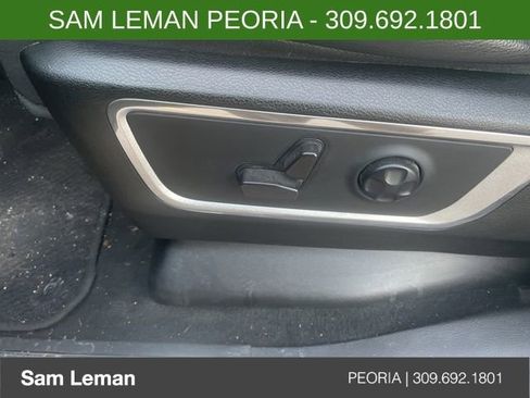 Used 2021 RAM 1500 Laramie image 12