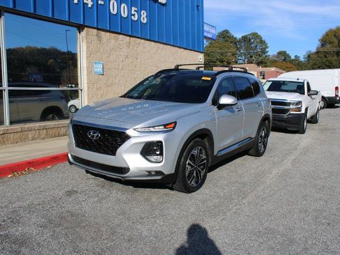 Used 2019 Hyundai Santa Fe FWD image 3