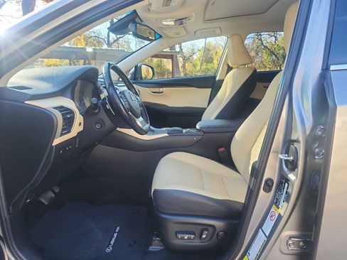 Used 2018 Lexus NX 300 FWD image 14