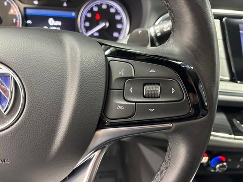 Used 2023 Buick Enclave Essence AWD/4WD image 14