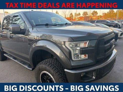Used 2015 Ford F150 Lariat w/ Equipment Group 502A Luxury image 10