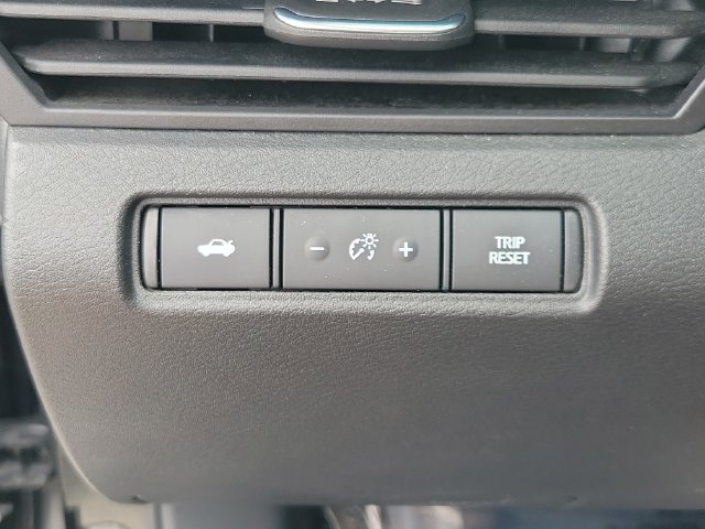 Used 2023 Nissan Altima 2.5 SV FWD image 23