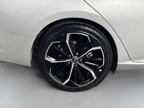 Used 2023 Nissan Altima 2.5 SR image 34