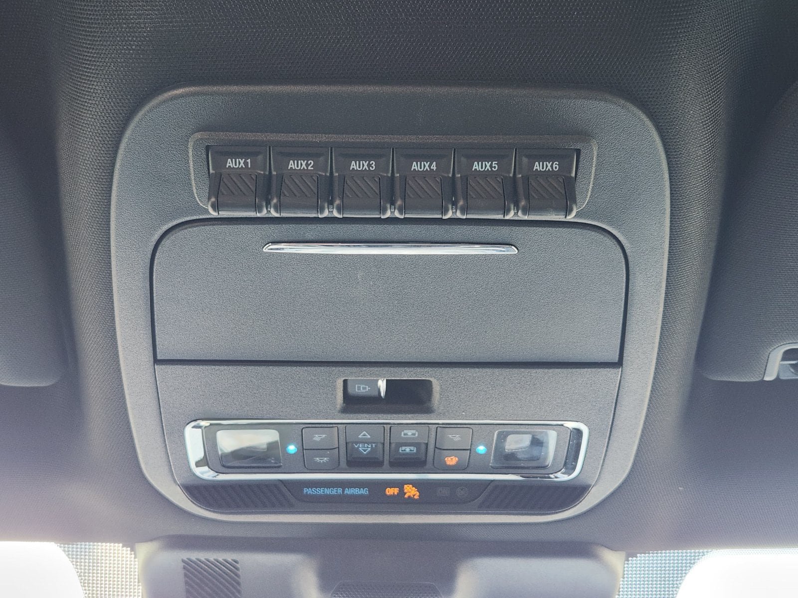 Used 2025 Ford F150 Raptor AWD/4WD image 36