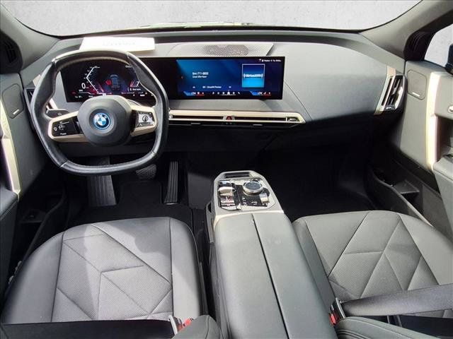 Certified 2024 BMW iX xDrive50 w/ Sport Package AWD/4WD image 17