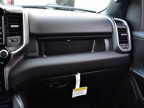 New 2026 RAM 1500 Big Horn AWD/4WD image 31
