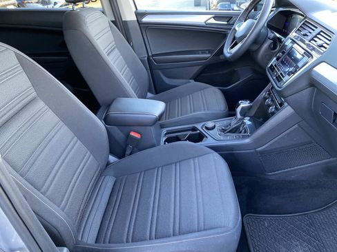 Used 2022 Volkswagen Tiguan S image 20