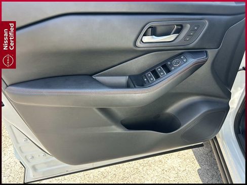 Certified 2025 Nissan Rogue SV w/ Rock Creek Premium Package AWD/4WD image 18