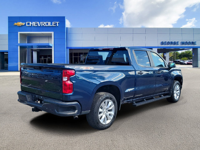 Certified 2023 Chevrolet Silverado 1500 Custom w/ LPO, Dark Essentials Package AWD/4WD image 4