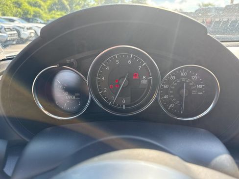 Used 2023 MAZDA MX-5 Miata Club w/ Weather Package RWD image 15