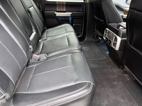 Used 2019 Ford F150 Lariat w/ Equipment Group 502A Luxury AWD/4WD image 13