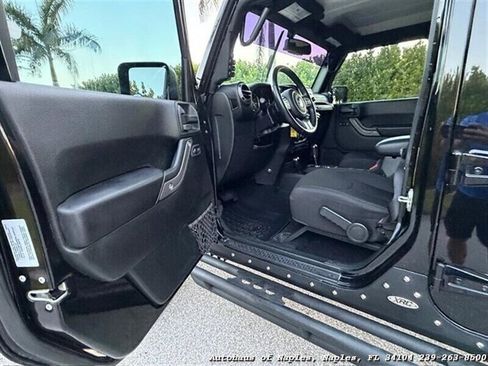 Used 2017 Jeep Wrangler Unlimited Sport w/ Quick Order Package 24S AWD/4WD image 23