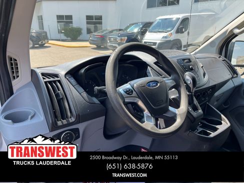 Used 2017 Ford Transit 250 130 Low Roof w/ Exterior Upgrade Package image 4