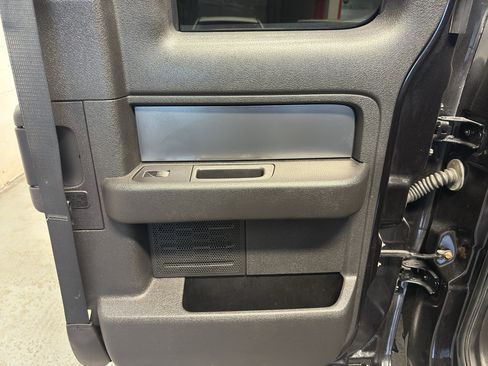 Used 2013 Ford F150 FX4 w/ Mid Equipment Group AWD/4WD image 23