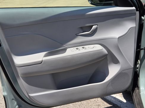 Used 2024 Hyundai Kona SEL FWD image 10