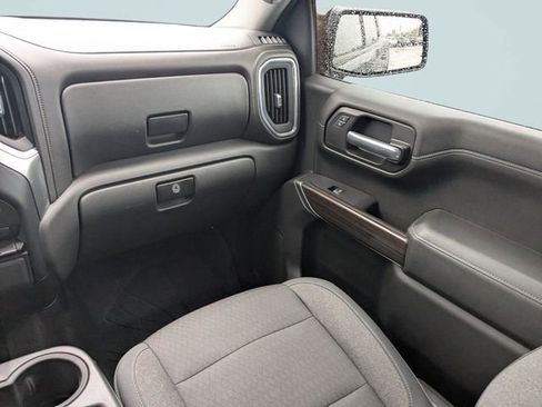 Used 2019 Chevrolet Silverado 1500 LT Trail Boss w/ Convenience Package AWD/4WD image 15