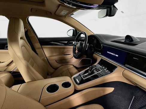Used 2023 Porsche Panamera 4 Platinum Edition w/ Assistance Package AWD/4WD image 26