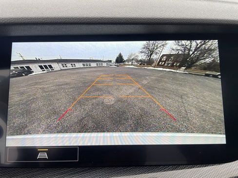 Used 2023 Buick Envision Essence w/ Sport Touring Package image 31