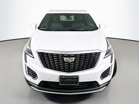 Used 2024 Cadillac XT5 Premium Luxury w/ Technology Package image 2