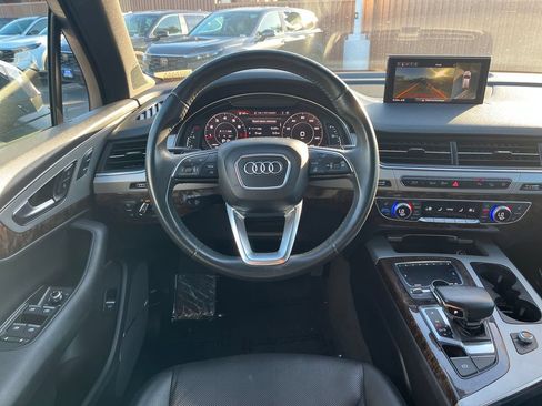 Used 2019 Audi Q7 2.0T Premium Plus w/ Premium Plus Package AWD/4WD image 14