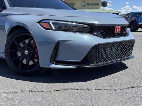 Used 2023 Honda Civic Type R image 23