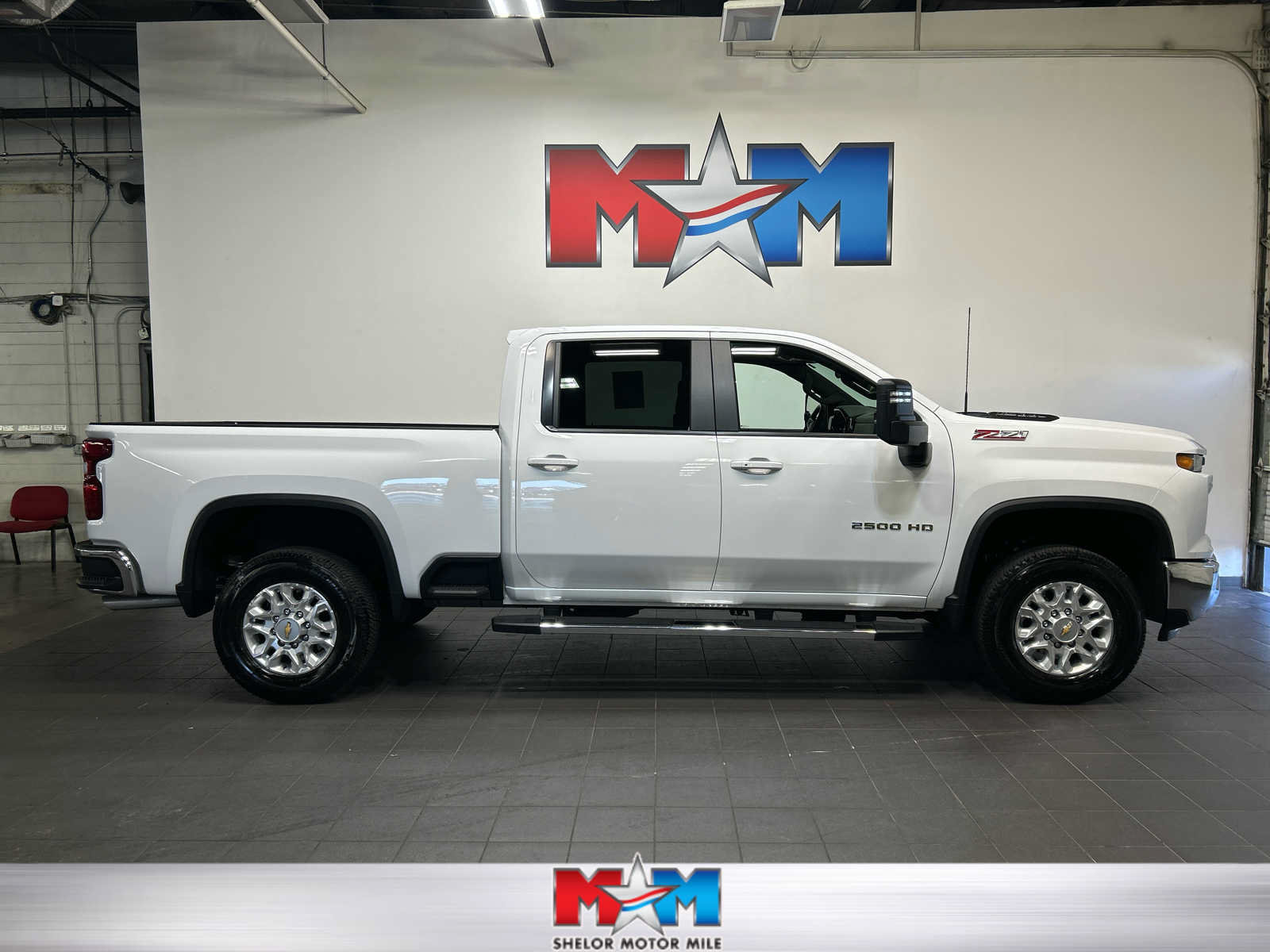 Used 2026 Chevrolet Silverado 2500 LT w/ All Star Edition AWD/4WD image 1