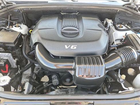 Used 2015 Jeep Grand Cherokee Overland AWD/4WD image 25
