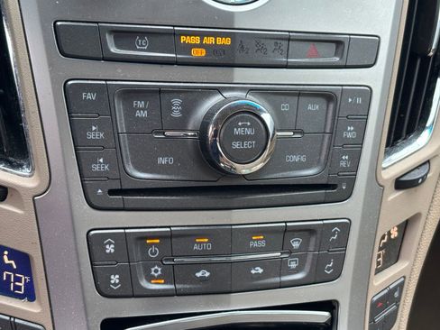 Used 2011 Cadillac CTS Luxury RWD image 11