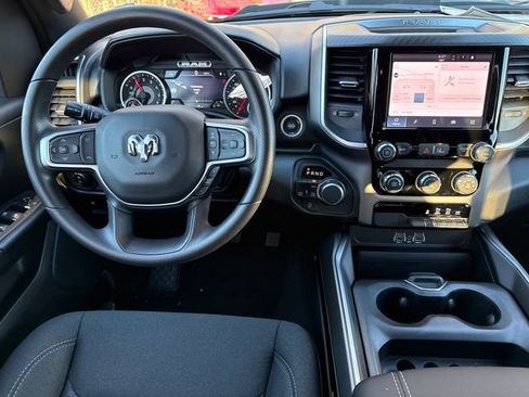 New 2026 RAM 1500 Express AWD/4WD image 19