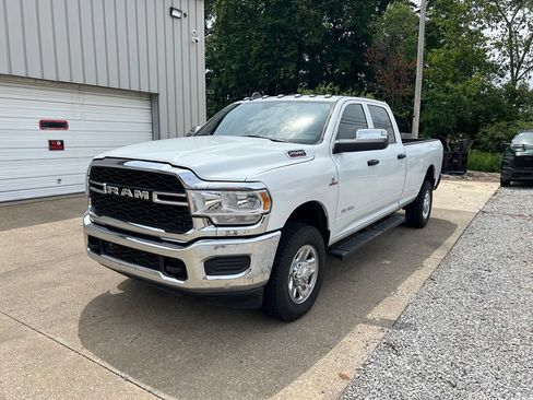 Used 2022 RAM 2500 Tradesman w/ Chrome Appearance Group AWD/4WD image 1
