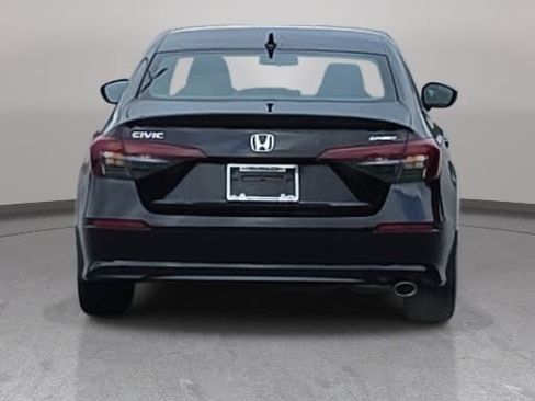 Used 2025 Honda Civic Sport image 6