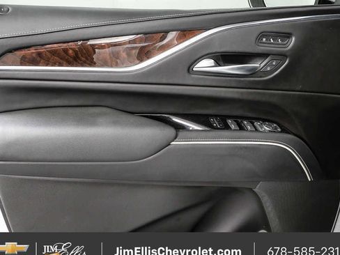 Certified 2023 Cadillac Escalade Sport Platinum w/ LPO, ONYX Package AWD/4WD image 6