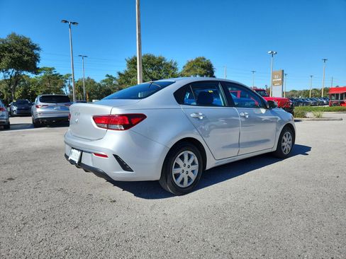 Used 2023 Kia Rio LX image 3