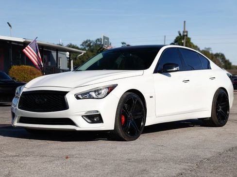 Used 2017 INFINITI Q50 3.0t Premium image 3