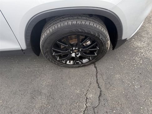 Certified 2022 Chevrolet Trax LT w/ Driver Confidence Package image 30