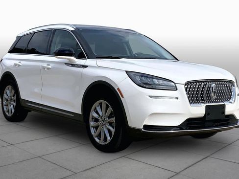 Used 2022 Lincoln Corsair AWD w/ Premium Package image 3
