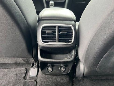 Used 2019 Hyundai Santa Fe SEL w/ Cargo Package FWD image 23