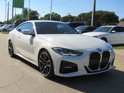 Used 2022 BMW 430i Coupe w/ M Sport Package image 5