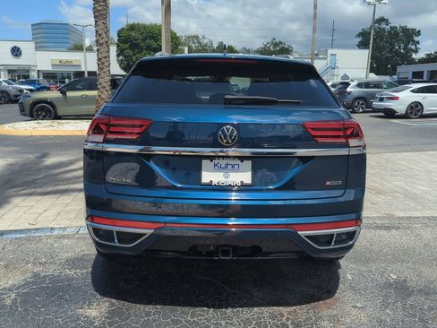 Used 2022 Volkswagen Atlas Cross Sport SEL R-Line AWD/4WD image 4