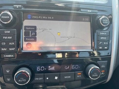 Used 2015 Nissan Altima 2.5 SL w/ Technology Package FWD image 20